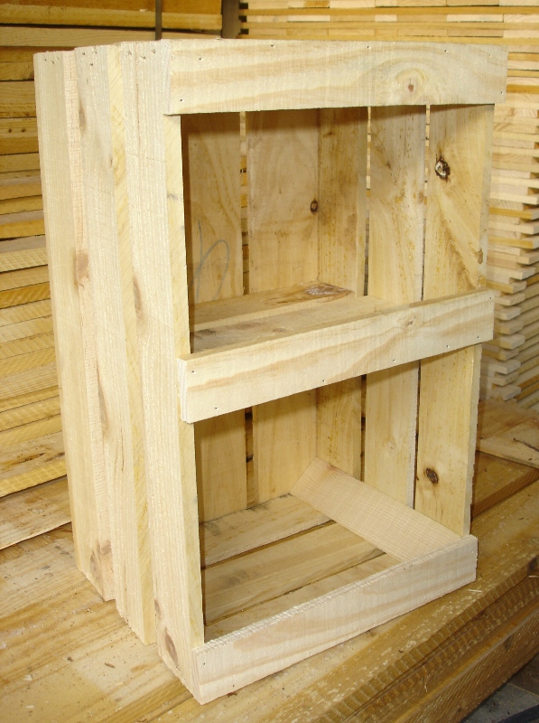 cajas fruta con estante
